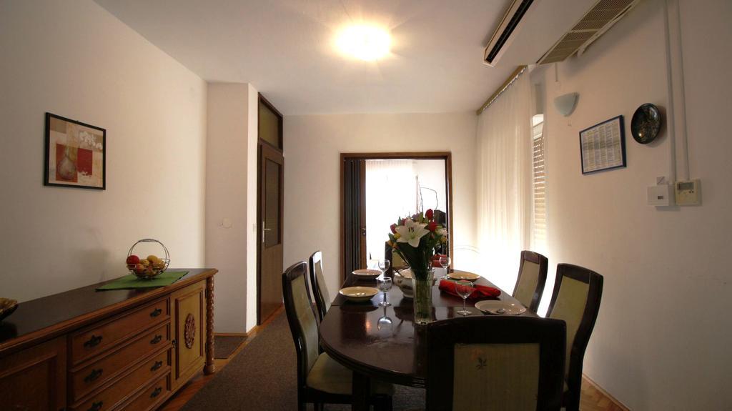 Apartments Ivka โอมิช ภายนอก รูปภาพ